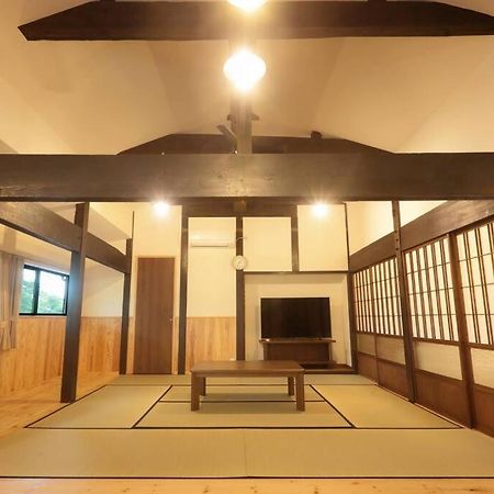 【コテージくぎの】大谷川沿いの露天風呂があるコテージ Minami Aszo Kültér fotó